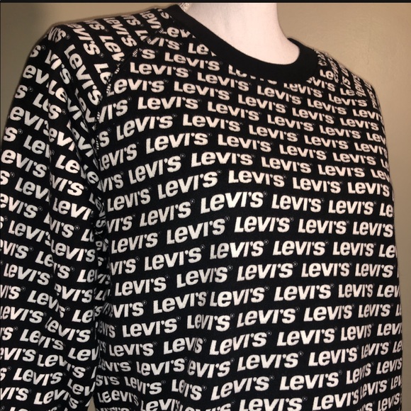 Levi's Tops - Levi's Crop Sweater Top